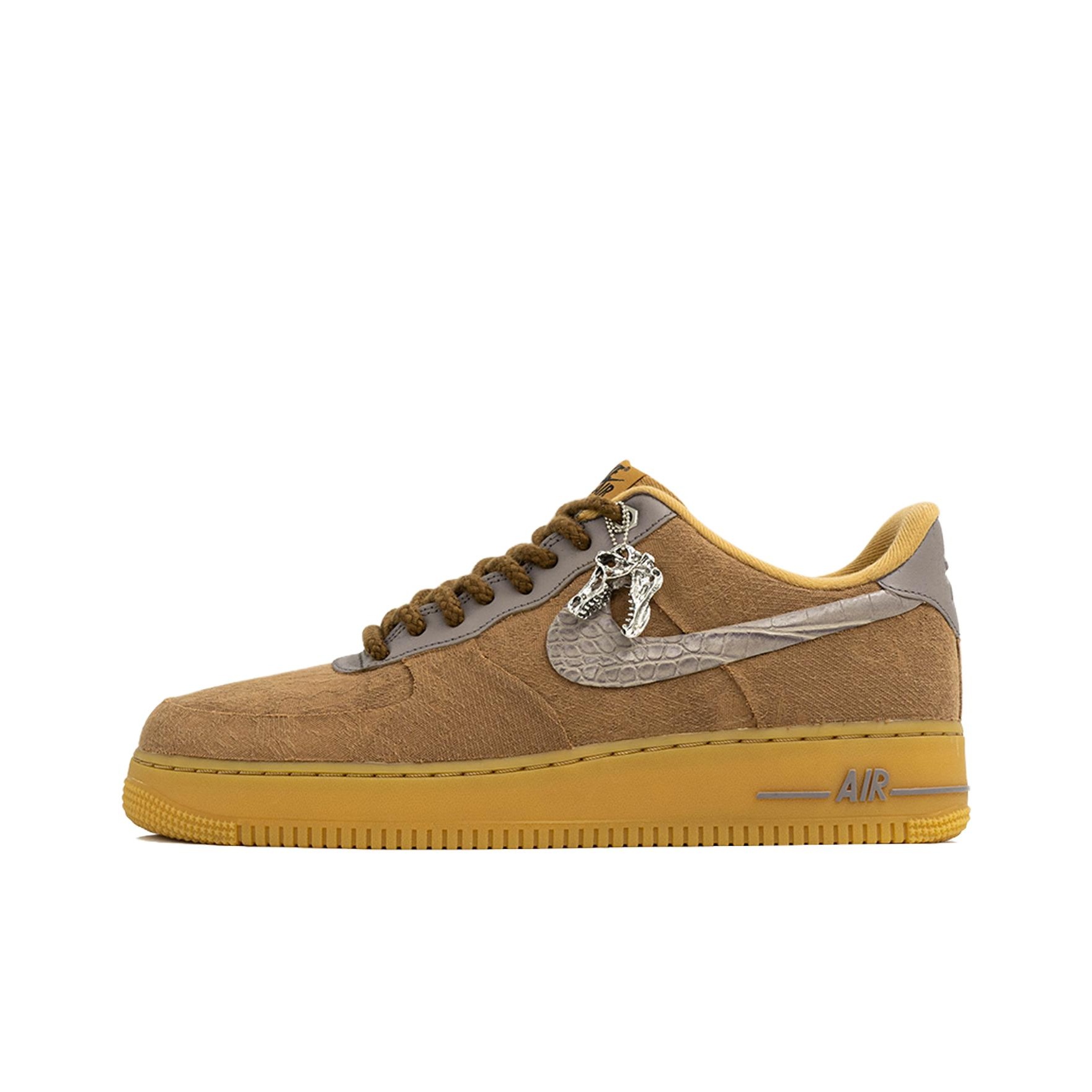 حذاء نايك اير فورس 1 كاليدوسكو - مراجعة Nike Shoes Air Force 1 وسعره